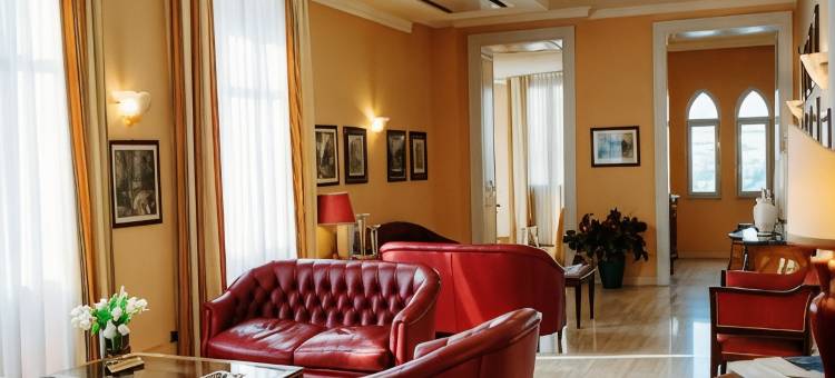 维拉特拉诺酒店(Hotel Villa Traiano)图片