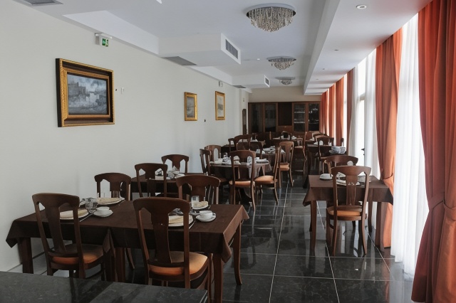 Hotel Ibn-Arrik Over view