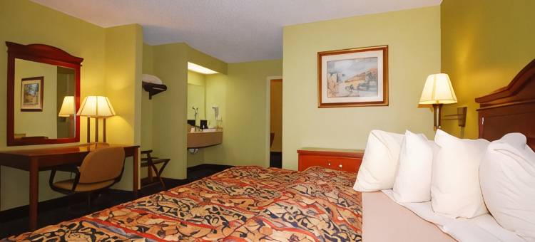 昆廷酒店 杰克逊维尔 - 橙园 靠近海军航空站(Quality Inn Jacksonville - Orange Park Near Naval Air Station)图片