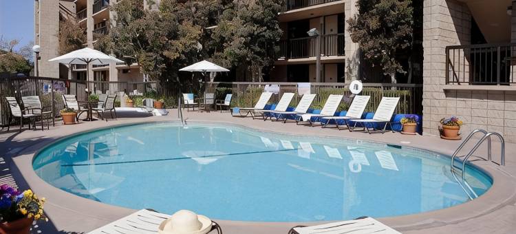 Holiday Inn Express AT蒙特雷湾(Holiday Inn Express AT MONTEREY BAY by IHG)图片