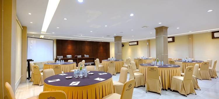 阿拉伯大酒店(Portola Grand Arabia Hotel)图片