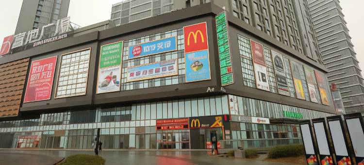 格林豪泰(廊坊市燕郊镇富地广场快捷酒店)图片