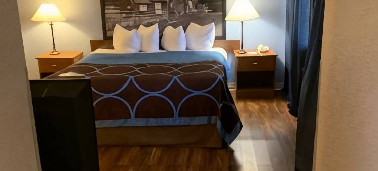 金斯顿速8酒店(Super 8 by Wyndham Kingston)图片