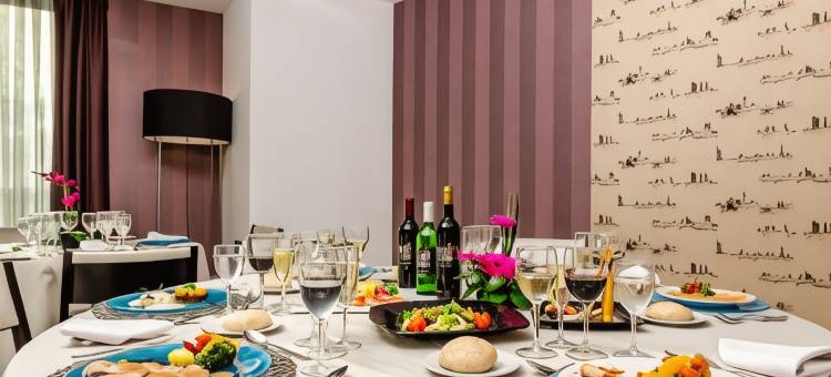 YIT塞维利亚迈雷纳大街酒店(Yit Vía Sevilla Mairena)图片