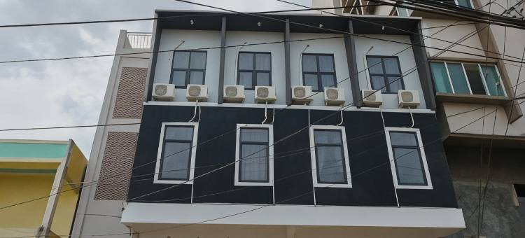 红多兹伊斯兰酒店-巨港西蒂法蒂玛RSUD(RedDoorz Syariah Near Rsud Siti Fatimah Palembang)图片