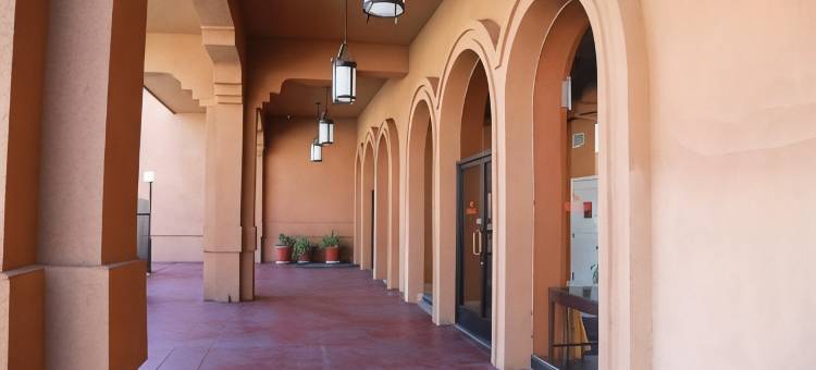 弗雷斯诺北华美达酒店(Ramada by Wyndham Fresno North)图片