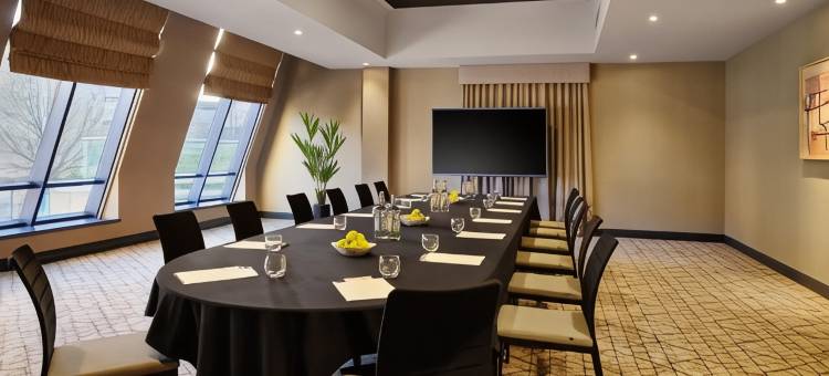 爱丁堡荷里路德万豪酒店(Edinburgh Marriott Hotel Holyrood)图片