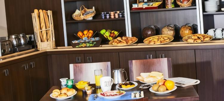 耶尔拉加德基里亚德土伦酒店(Kyriad Toulon - Hyeres - la Garde)图片