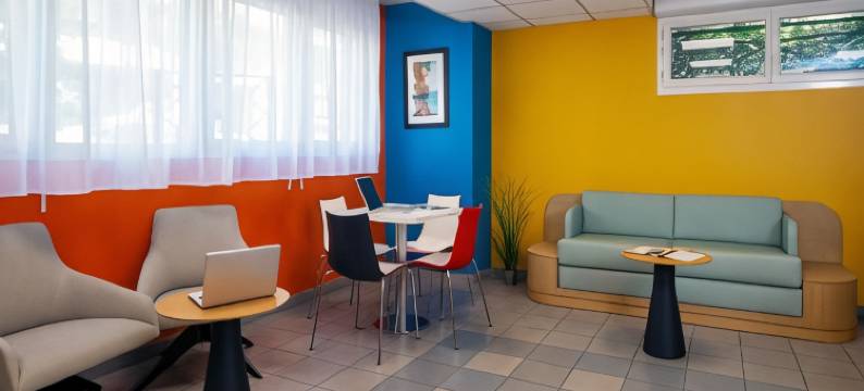 巴黎楠泰尔塞祖尔阿菲尔酒店(Séjours & Affaires Paris-Nanterre)图片