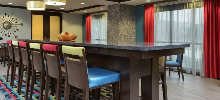 爱荷华城/大学区欢朋酒店(Hampton Inn Iowa City/University Area)图片