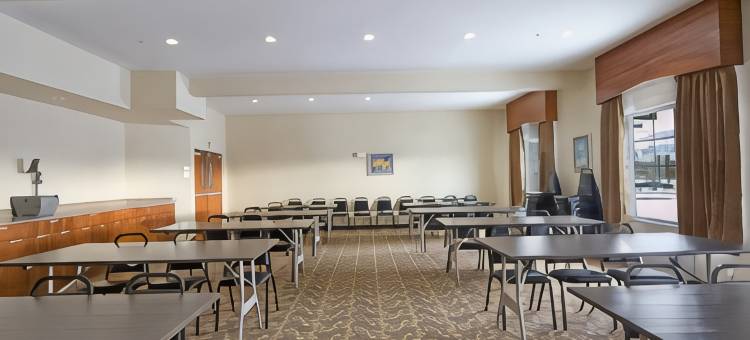 奥玛克胡椒树贝斯特韦斯特优质酒店(Best Western Plus Peppertree Inn at Omak)图片