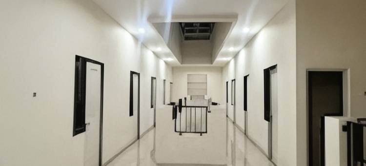 OYO 95103 马迪温Dkost伊斯兰旅馆(OYO 95103 Madiun Dkost Syariah)图片