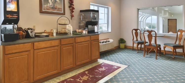 乌尔班纳尚佩恩大学区罗德威酒店(Rodeway Inn Urbana Champaign University Area)图片