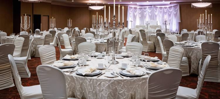 苏圣玛丽湖滨德尔塔酒店(Delta Hotels Sault Ste. Marie Waterfront)图片