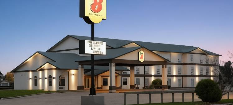 天鹅河速8酒店(Super 8 by Wyndham Swan River MB)图片