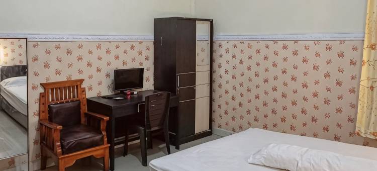 民宿辛加萨纳米特拉红门(Homestay Singgasana Mitra RedDoorz)图片