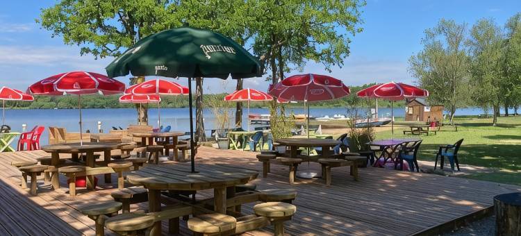 菲斯湖露营酒店(Camping le Lac O Fées)图片
