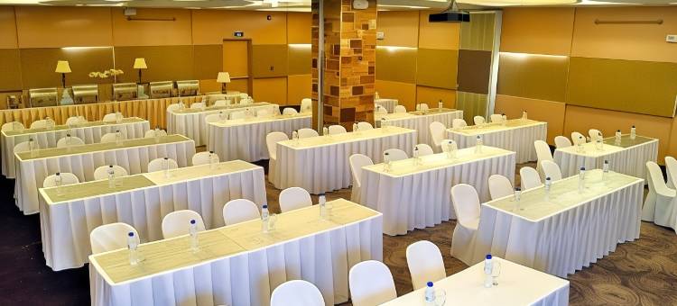 伊洛伊洛启航酒店(Go Hotels Iloilo)图片