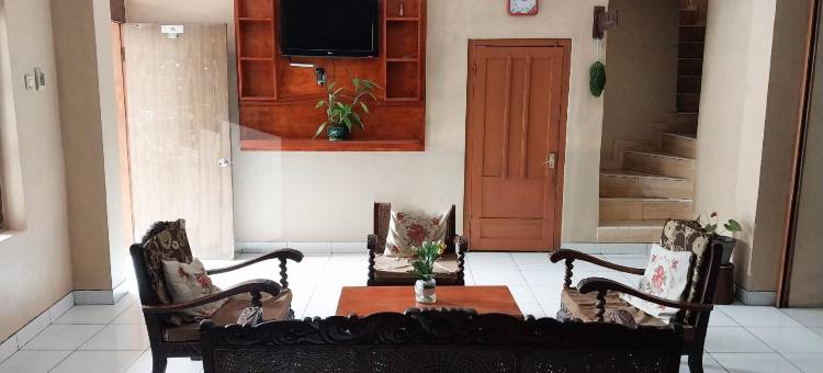 塔旺曼谷 Sido Langgeng Mitra 红多兹酒店(Hotel Sido Langgeng Tawangmangu Mitra RedDoorz)图片