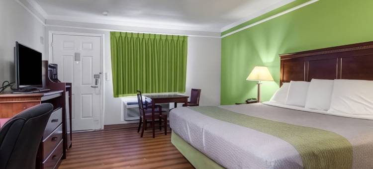 金斯堡6号汽车旅馆(Motel 6 Kingsburg, CA)图片