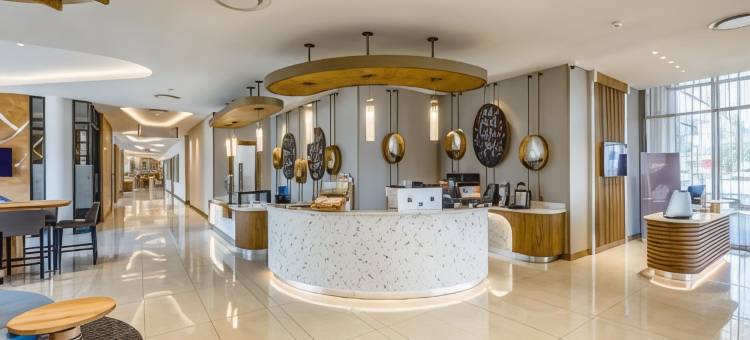 拉迪森酒店及会议中心-奥利弗·坦博机场(Radisson Hotel and Convention Centre OR Tambo Airport)图片