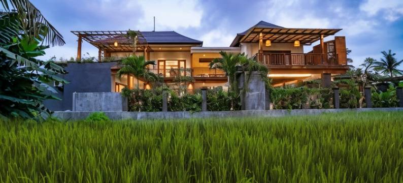 埃马纳阿卡塔拉(Emana Akatara)图片