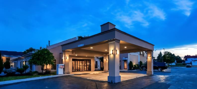 商业街贝斯特韦斯特优质套房酒店(Best Western Plus Galleria Inn  Suites)图片