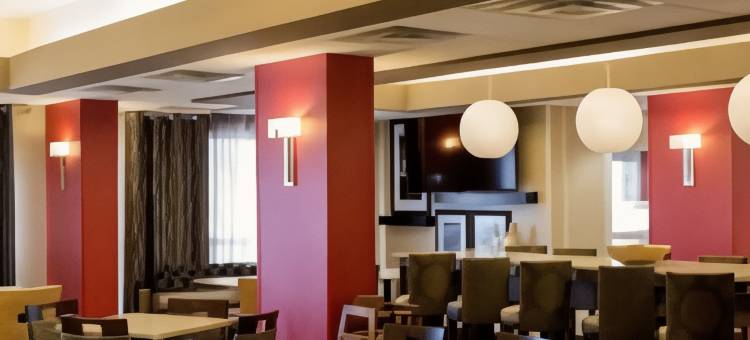 西牛津欢朋酒店(Hampton Inn Oxford-West)图片