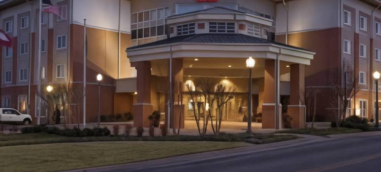 史密斯堡市中心万怡酒店(Courtyard Fort Smith Downtown)图片