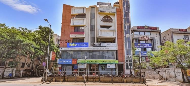 FabHotel Max Inn图片