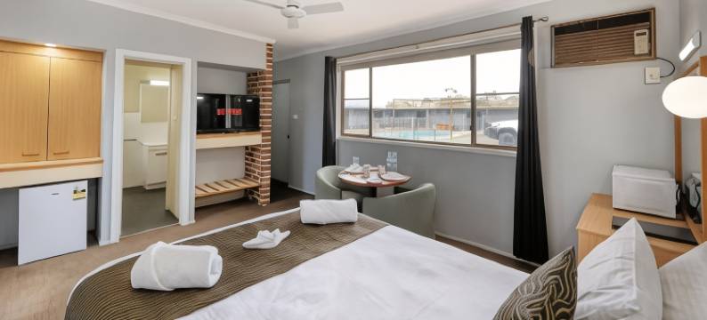 太空城汽车旅馆(Moonraker Motor Inn)图片