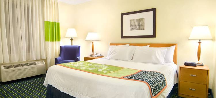 恩波里亚I-95万枫酒店及套房(Fairfield Inn & Suites Emporia I-95)图片
