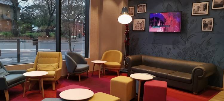伦敦曼纳豪斯旅客之家酒店(Travelodge London Manor House)图片