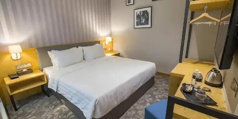 Redpine Boutique Hotel