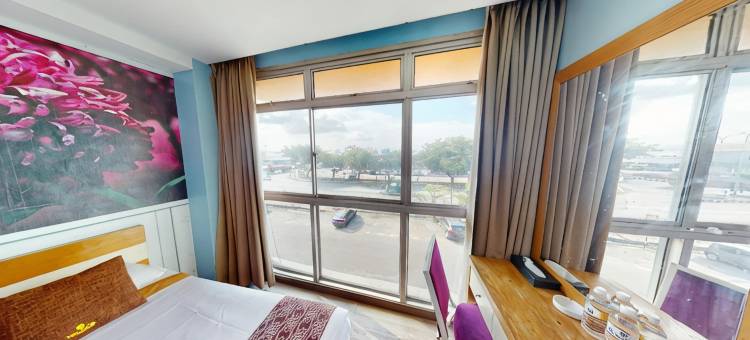 黄金纳斯梅尔酒店(Golden Nasmir Hotel)图片