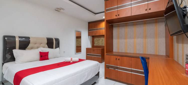 红多兹酒店-近北干巴鲁安迪尼RSIA(RedDoorz Near Rsia Andini Pekanbaru)图片