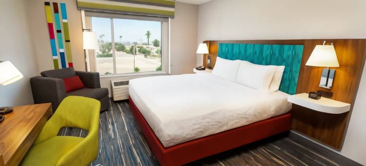 因皮里尔滩圣迭戈欢朋套房酒店(Hampton Inn & Suites Imperial Beach San Diego)图片