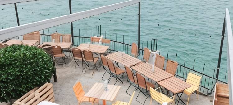 斯特兰德山酒店(Strandhotel Berg by ALPAMI)图片