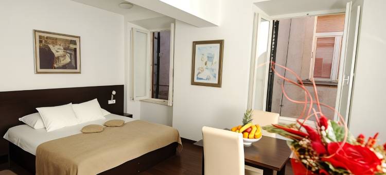 赛林伽公寓(Celenga Apartments with Free Offsite Parking)图片