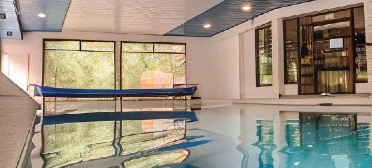 卡普韦恩莱班的花园城市(Garden & City Capvern-Les-Bains)图片