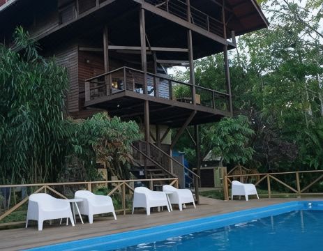 Oasis Bluff BeachHotel Overview