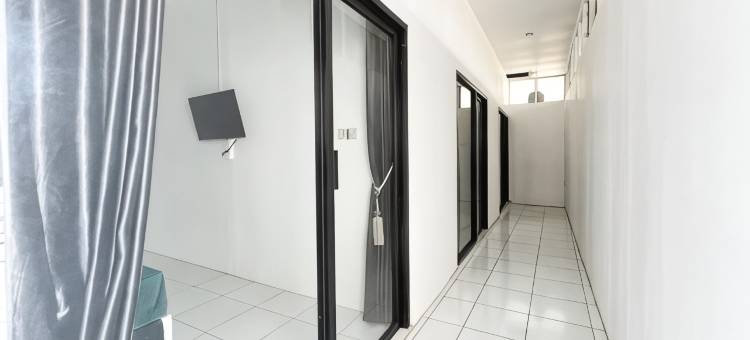 Urbanview Hotel Trunojoyo Banyuwangi by RedDoorz图片