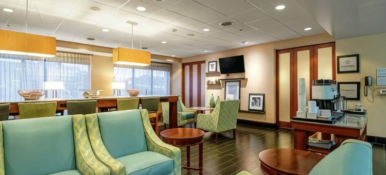 希尔顿欢朋酒店-派恩格罗夫(Hampton Inn Pine Grove)图片