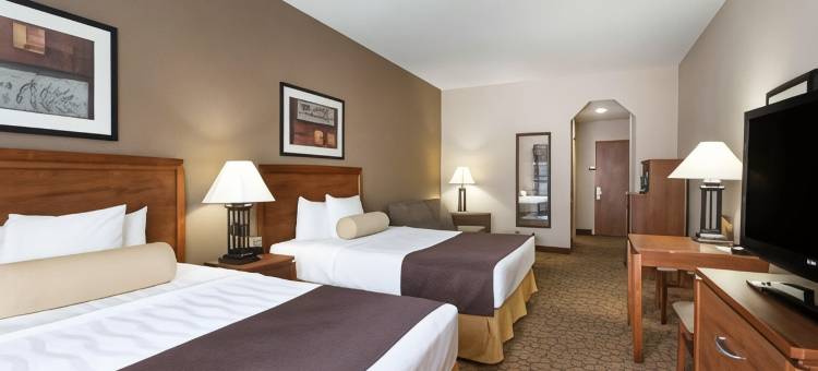 皮尔斯堡95号公路温德姆戴斯套房酒店(Days Inn & Suites by Wyndham Fort Pierce I-95)图片