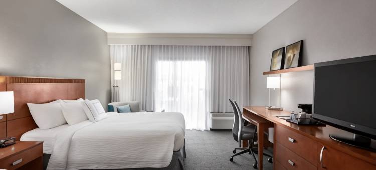 珊瑚角迈尔斯堡万怡酒店(Courtyard by Marriott Fort Myers Cape Coral)图片