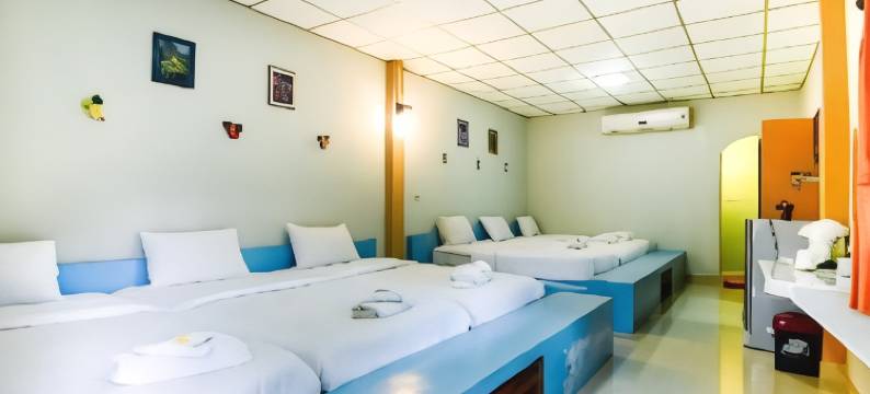 塔劳斯里和溪畔度假村(Tanaosri & Creekside Resort)图片