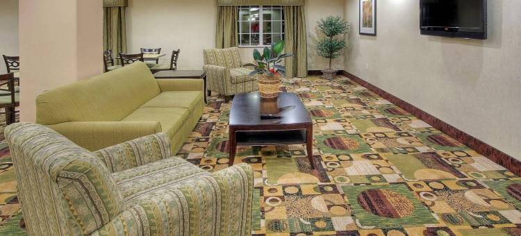 Spark by Hilton Pecos图片