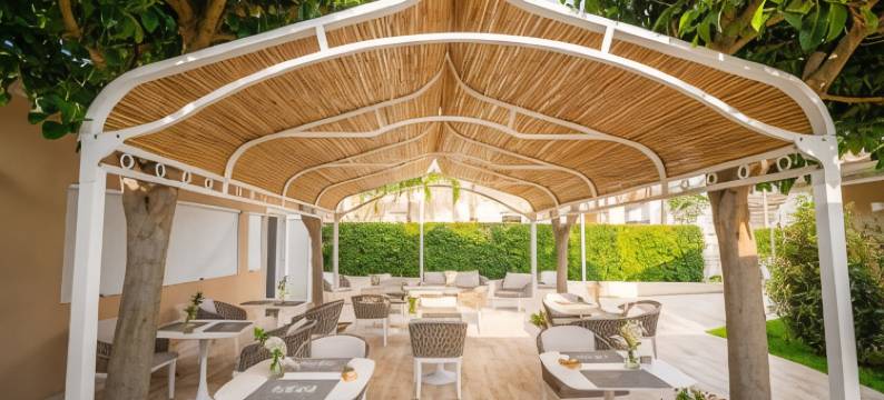 里亚齐绿洲套房酒店(Suite Hotel l'Oasi di Riaci)图片