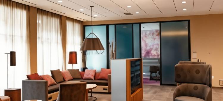 奥马哈东康瑟尔布拉夫斯万怡酒店(Courtyard Omaha East/Council Bluffs, IA)图片