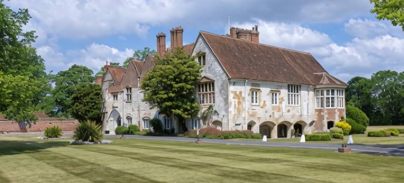 比沙姆修道院国家体育中心酒店(Bisham Abbey National Sports Centre)图片